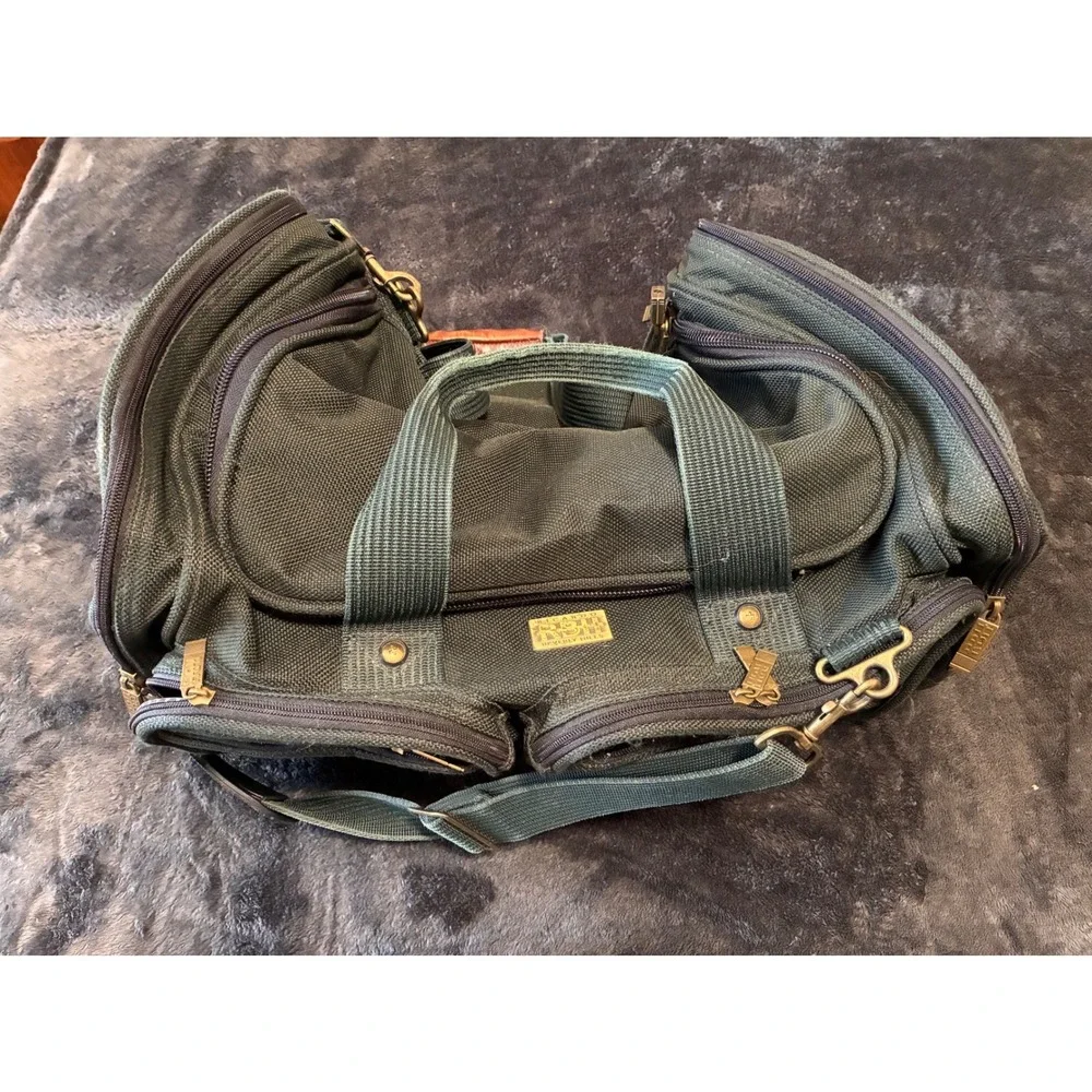 Vintage Ricardo Beverly Hills Big Sur Green Ballistic Nylon Duffel Travel Bag